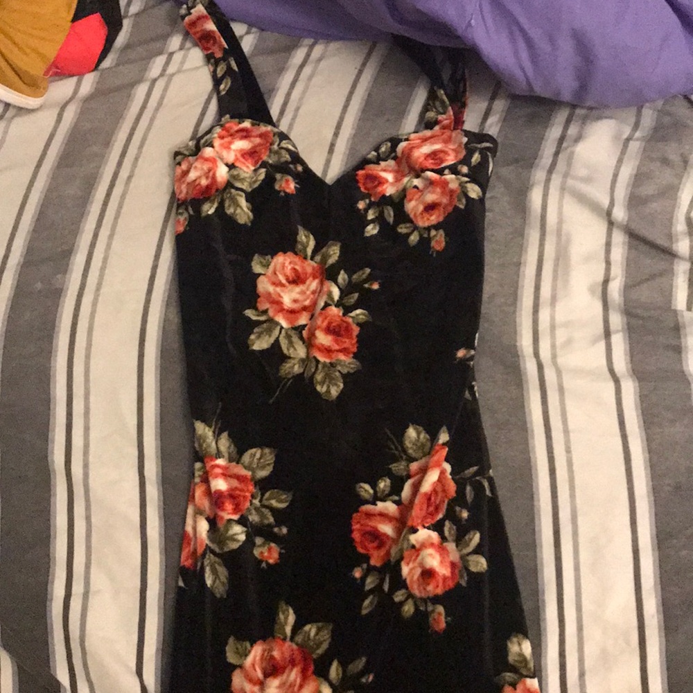 Black Flowery Dress Forever 21